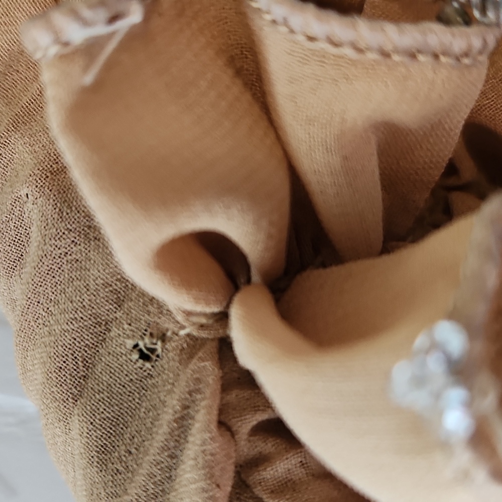 Pretty Angel Ruffle Blouse - Picture 11 of 11